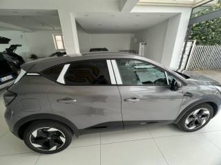 RENAULT Captur usata, con Autoradio