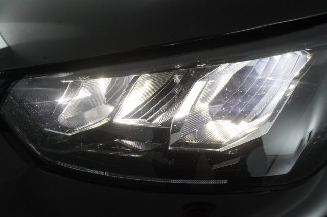 PEUGEOT 2008 usata 15