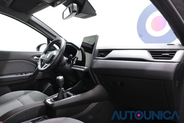 RENAULT Captur usata, con Telecamera per parcheggio assistito