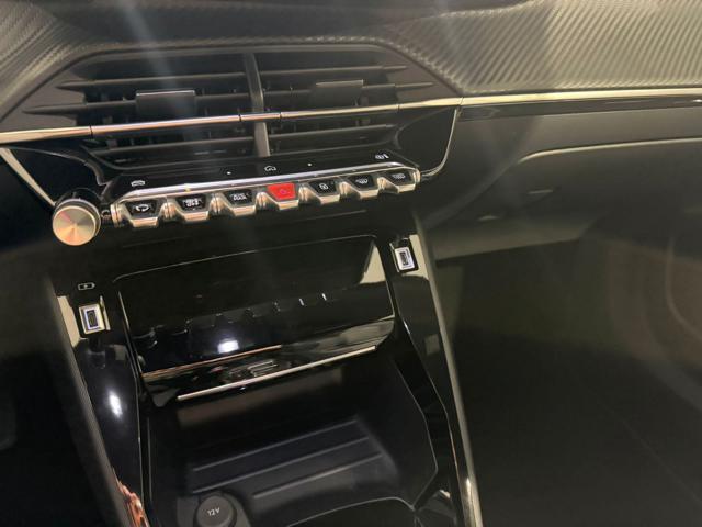 PEUGEOT 2008 usata, con Interni in pelle