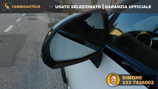 MERCEDES-BENZ CLE 220 usata, con Sensore di luce