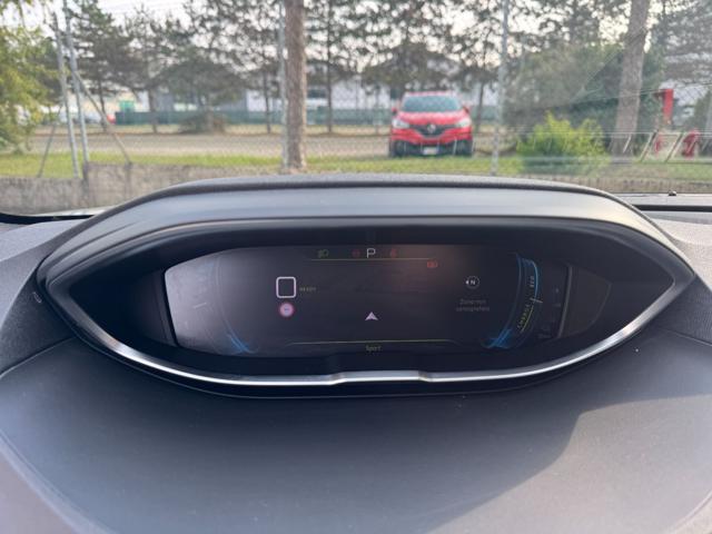 PEUGEOT 3008 usata, con Controllo automatico clima