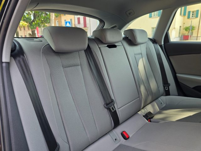 AUDI A4 usata 140
