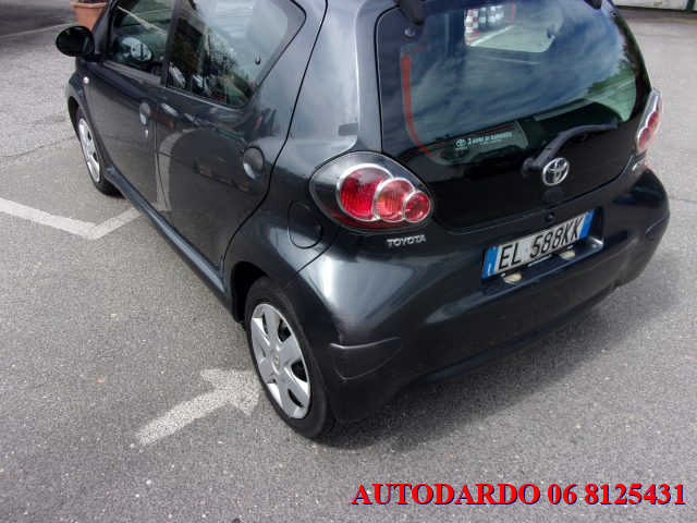 TOYOTA Aygo usata 19