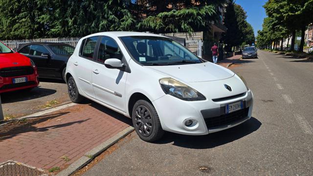 RENAULT Clio usata, con Climatizzatore