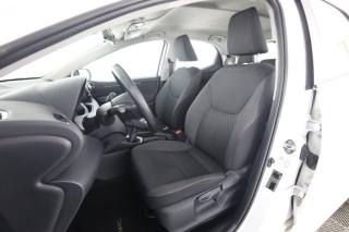 TOYOTA Yaris usata 8