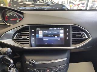 PEUGEOT 308 usata, con Volante in pelle