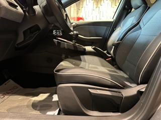 RENAULT Clio usata, con Fari LED