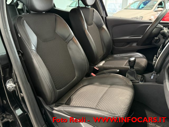 RENAULT Clio usata, con Autoradio