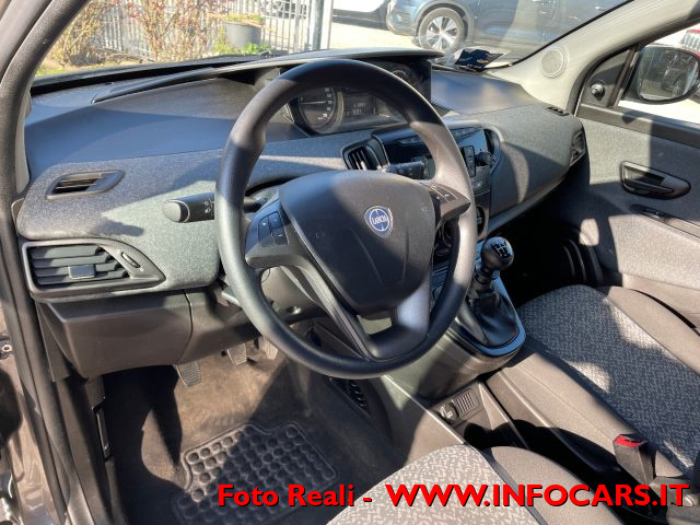 LANCIA Ypsilon usata, con Volante in pelle