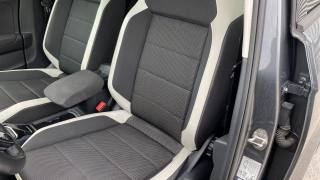 VOLKSWAGEN T-Roc usata, con Volante in pelle
