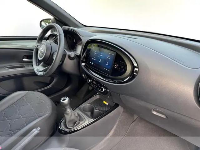 TOYOTA Aygo X usata 7