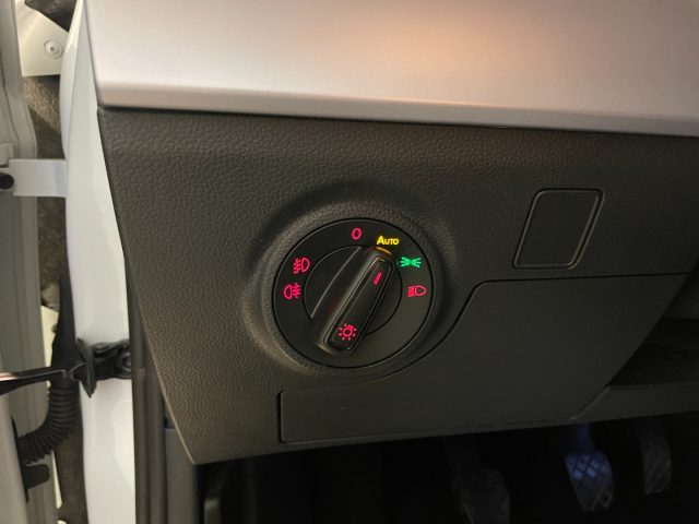 SEAT Arona usata, con Autoradio