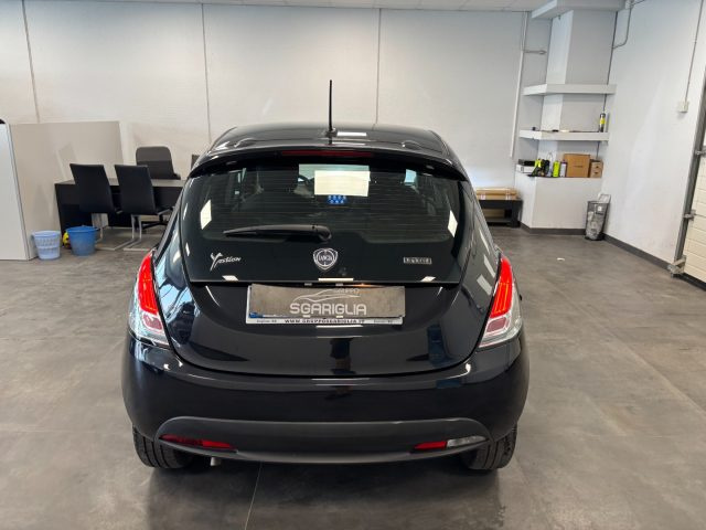 LANCIA Ypsilon usata, con Autoradio