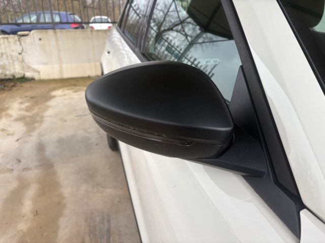 FIAT 600 usata, con Autoradio digitale