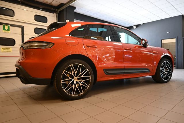 PORSCHE Macan usata 105