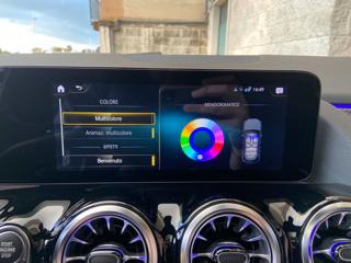 MERCEDES-BENZ GLA 200 usata, con Sedili riscaldati