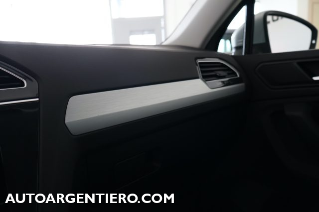 VOLKSWAGEN Tiguan usata, con Controllo automatico clima