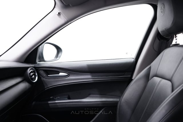 ALFA ROMEO Stelvio usata, con Vetri oscurati