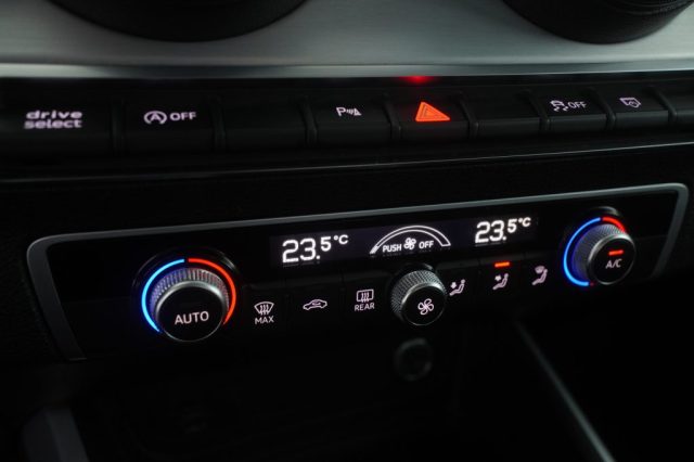AUDI Q2 usata 18