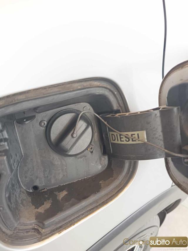 RENAULT Captur usata 25