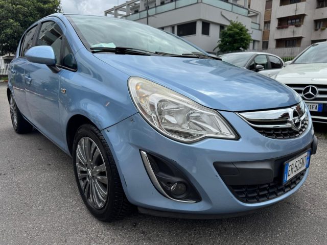 OPEL Corsa usata, con Airbag