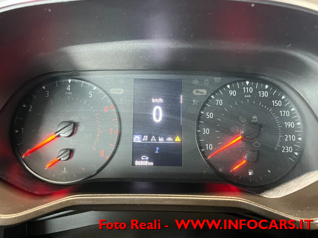 RENAULT Clio usata, con Sistema di navigazione