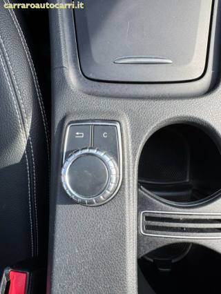 MERCEDES-BENZ A 180 usata, con Leve al volante