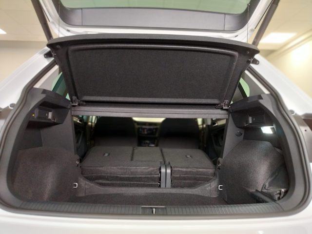 VOLKSWAGEN Tiguan usata, con Fari LED