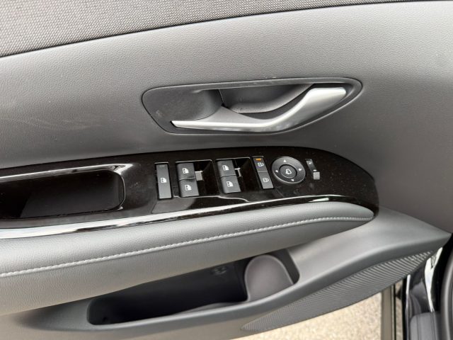 HYUNDAI Tucson usata, con Specchietti laterali elettrici