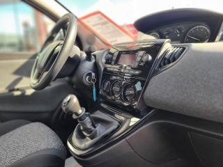 LANCIA Ypsilon usata, con Sensori di parcheggio posteriori