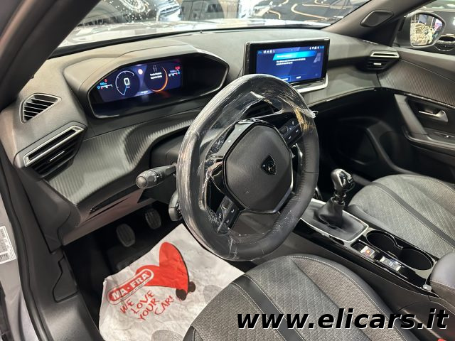 PEUGEOT 2008 usata, con Climatizzatore