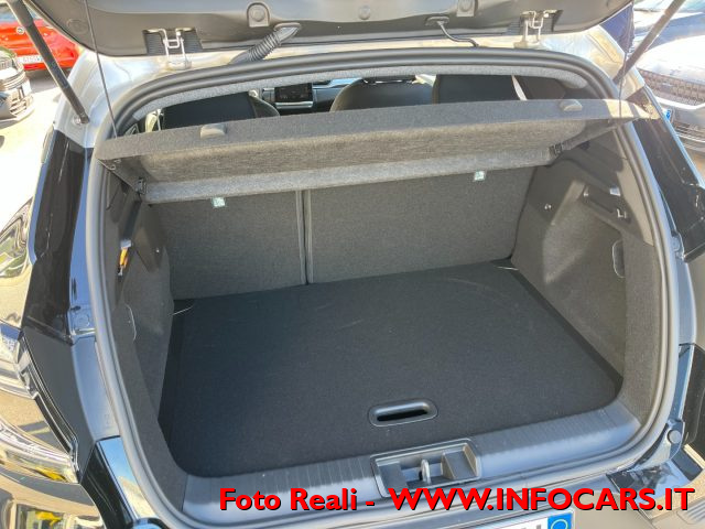 RENAULT Captur usata, con Bracciolo