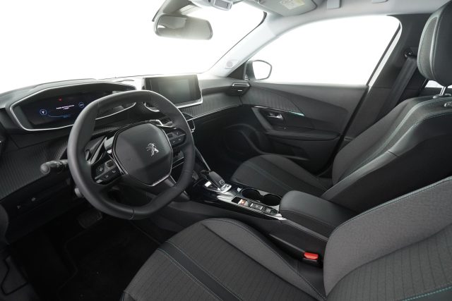 PEUGEOT 2008 usata 10