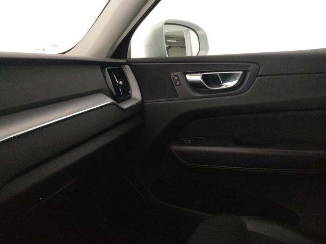 VOLVO XC60 usata, con Controllo elettronico della corsia