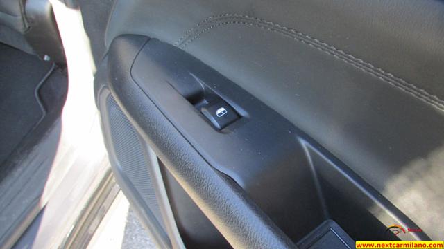 JEEP Compass usata, con Sistema di parcheggio automatico