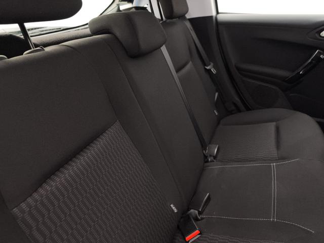 PEUGEOT 208 usata, con Isofix