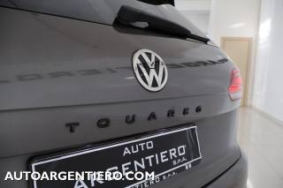 VOLKSWAGEN Touareg usata, con Fari direzionali