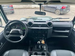 LAND ROVER Defender usata 12