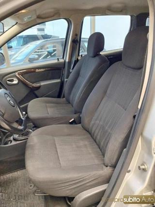DACIA Duster usata, con Sedile posteriore sdoppiato