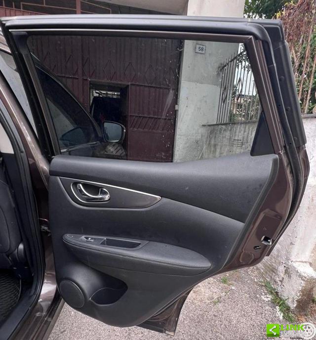 NISSAN Qashqai usata, con Sensore di luce