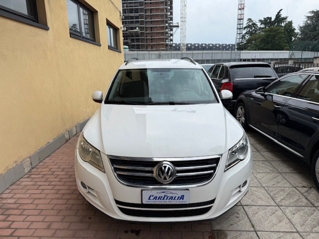VOLKSWAGEN Tiguan usata, con Airbag