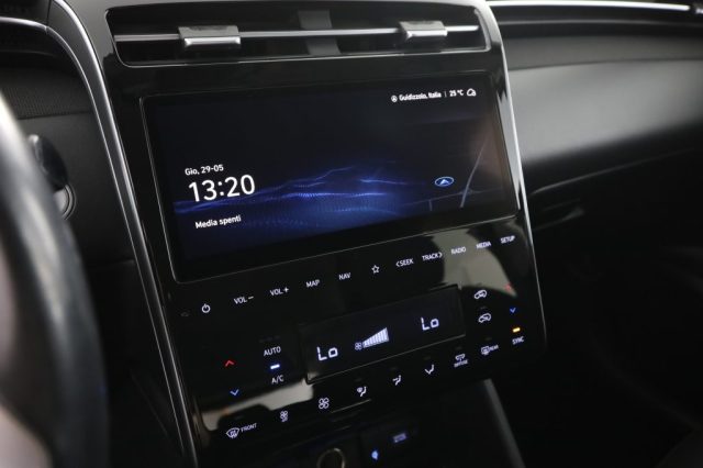 HYUNDAI Tucson usata 10