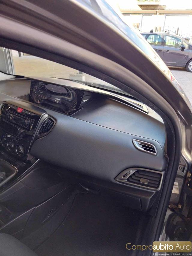 LANCIA Ypsilon usata, con Airbag testa