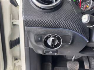 MERCEDES-BENZ A 200 usata, con Leve al volante