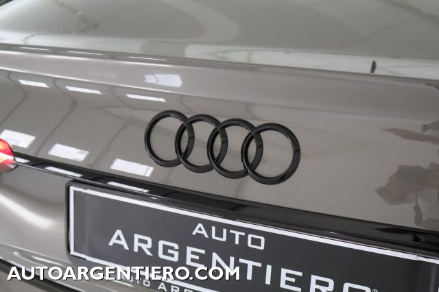 AUDI A4 usata, con Luci diurne