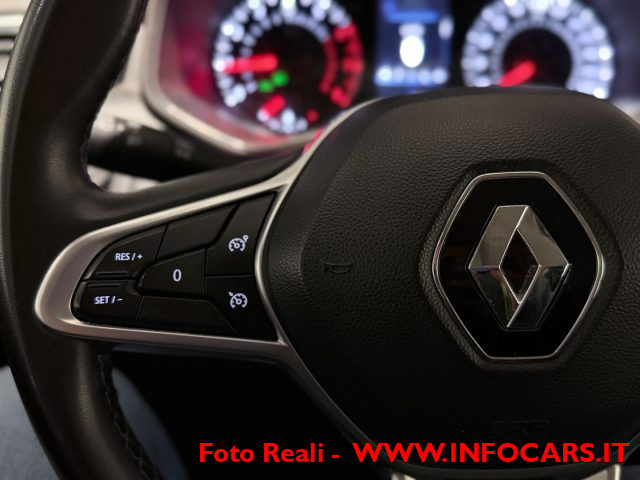 RENAULT Clio usata, con Luci diurne LED