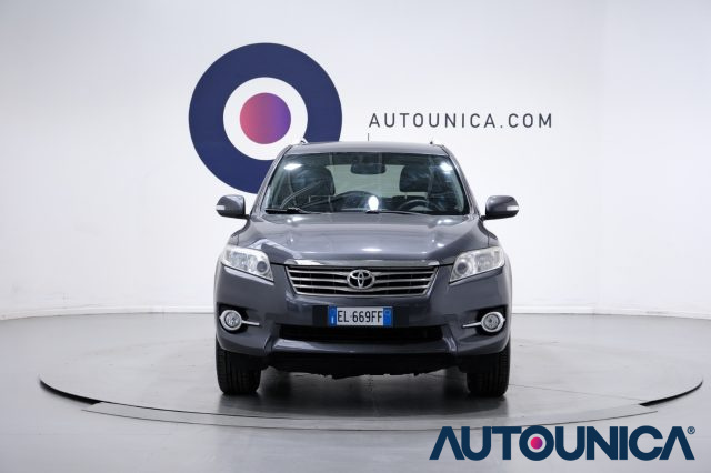 TOYOTA RAV 4 MY23 usata, con Airbag