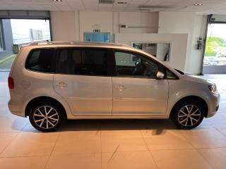 VOLKSWAGEN Touran usata, con Fendinebbia