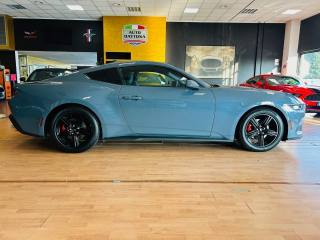 FORD Mustang usata, con Autoradio